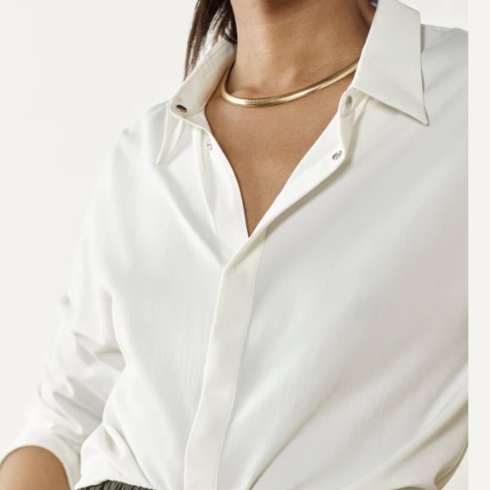 Something Cool Button Down Size Small in White